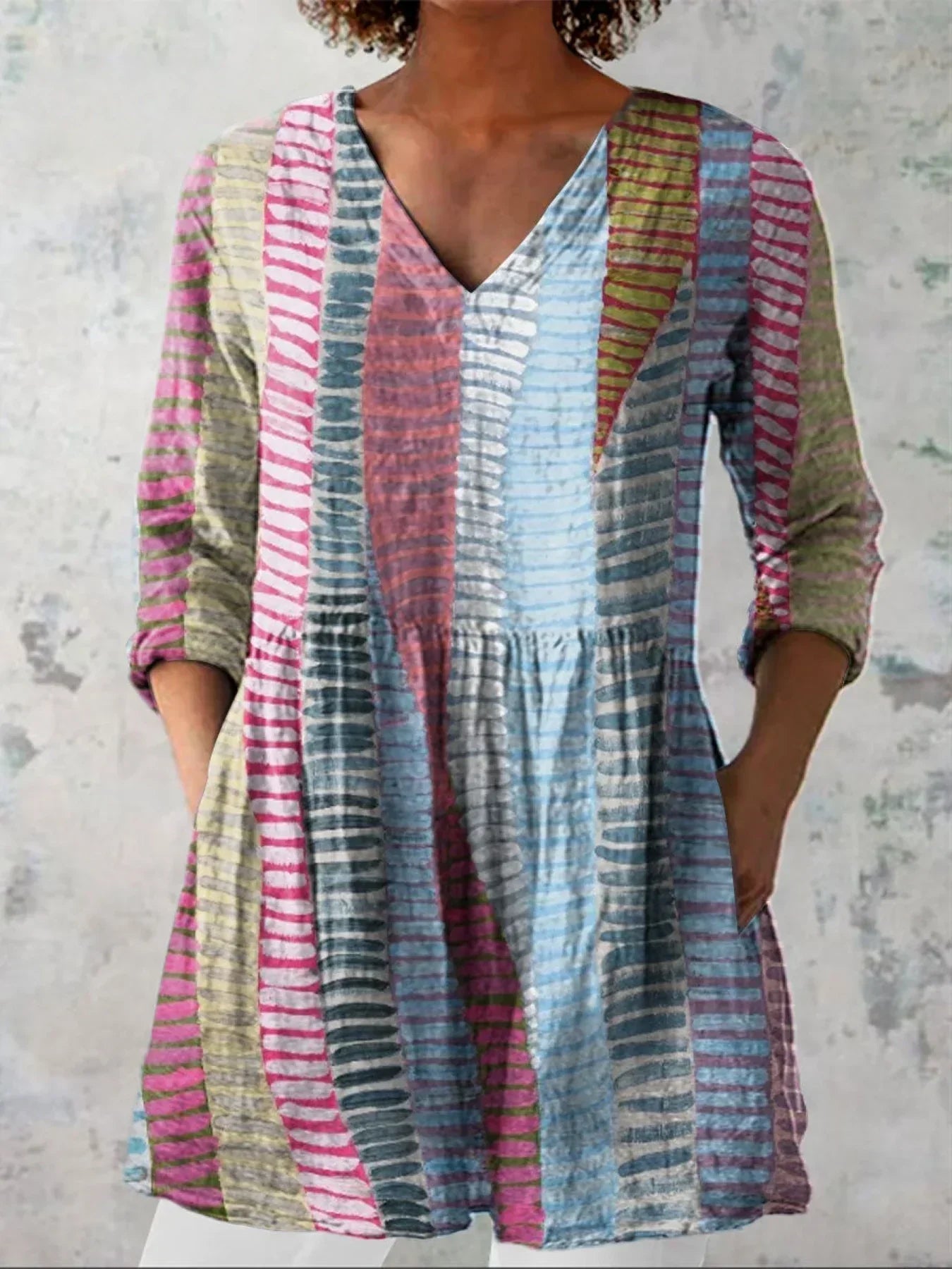 Chemise en Lin Décontractée à Col V avec Imprimé Art Linéaire en Bloc de Couleurs Vintage pour Femmes