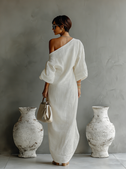 Robe Élegante Flottante en Blanc Ivoire avec Épaules Dénudées