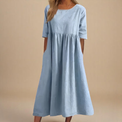 Faye | Robe Flattering