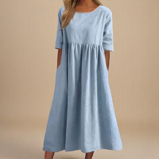 Faye | Robe Flattering
