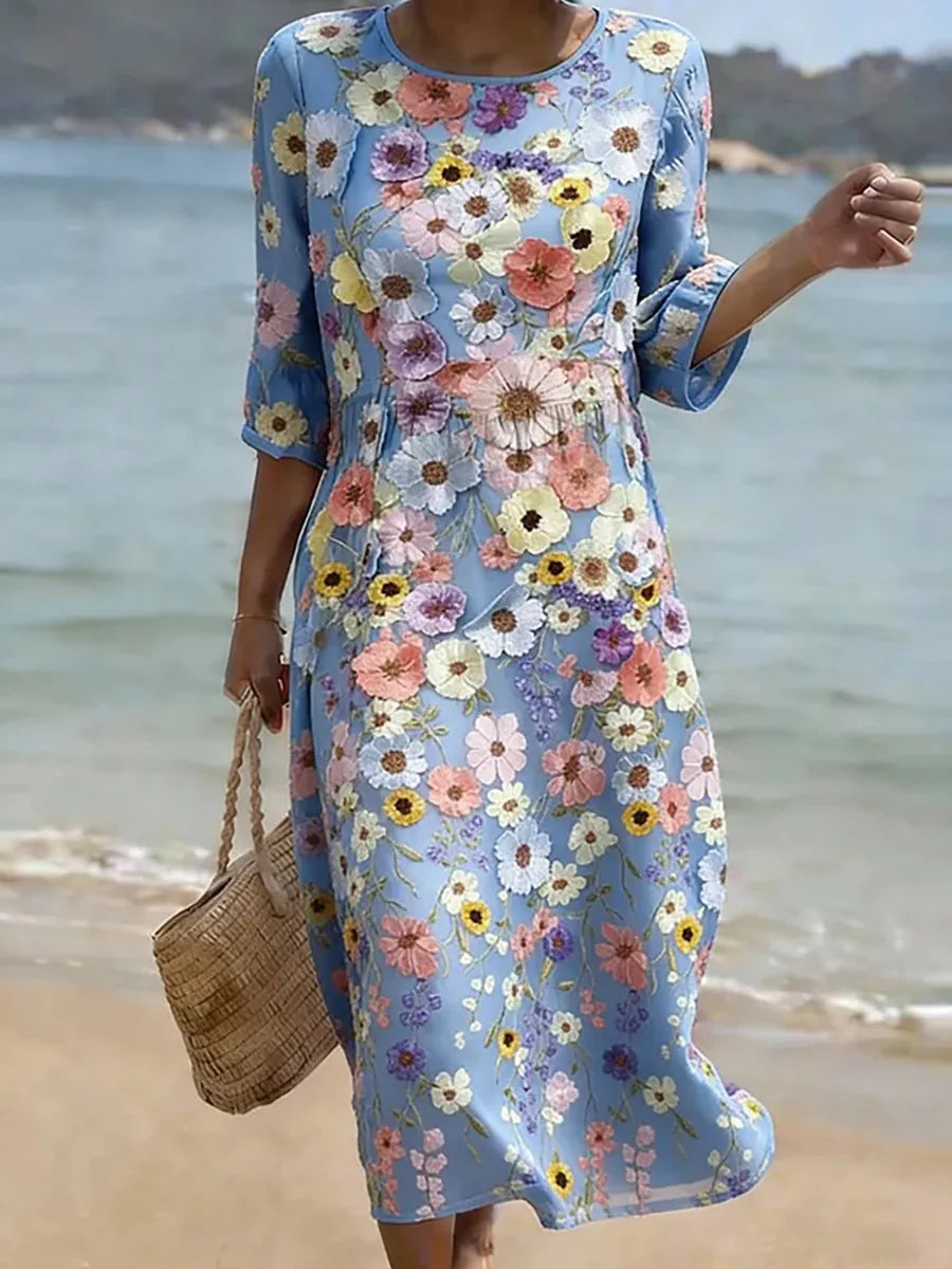 Robe décontractée pour femme à imprimé floral.
