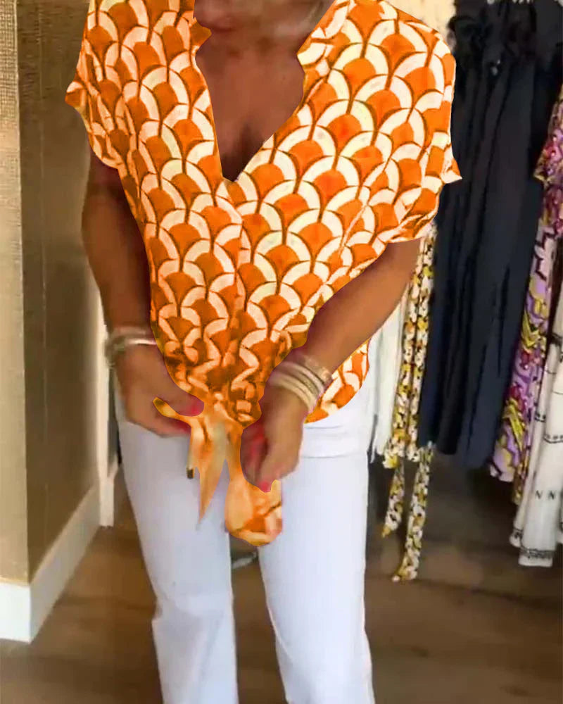Amelia – Flowy Form Blouse