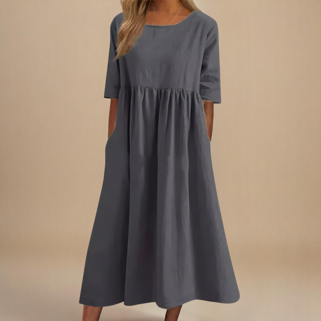 Faye | Robe Flattering