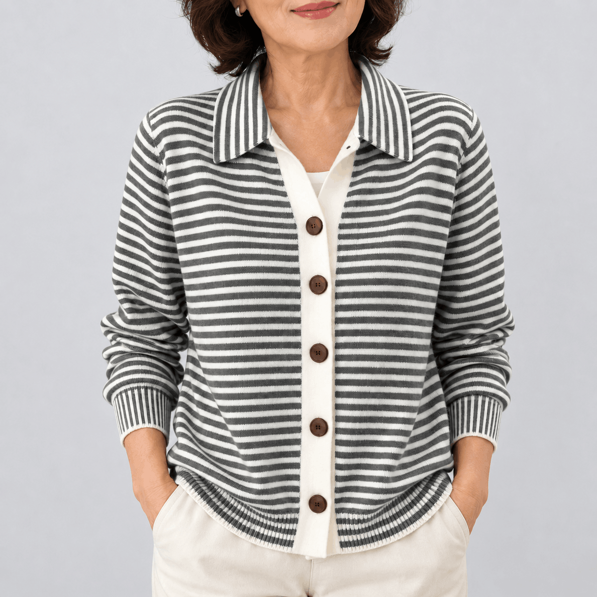 ノーラ™ ストライプボタンカーディガン