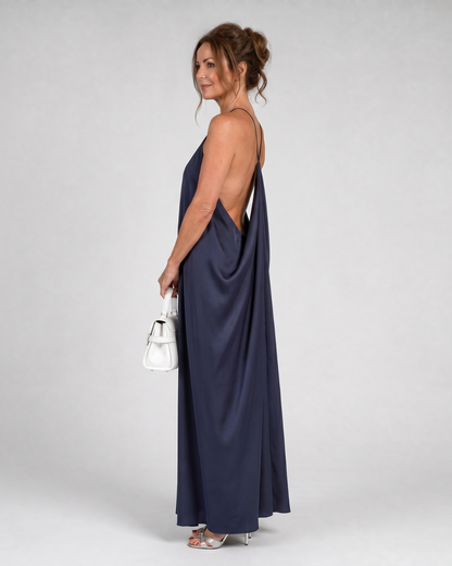 Shotle | Robe maxi fluide sans manches avec col doux