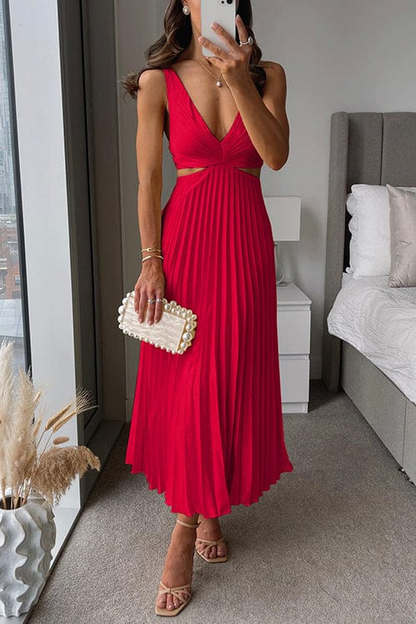 Silvia | Pleated Dress with Elegant Details