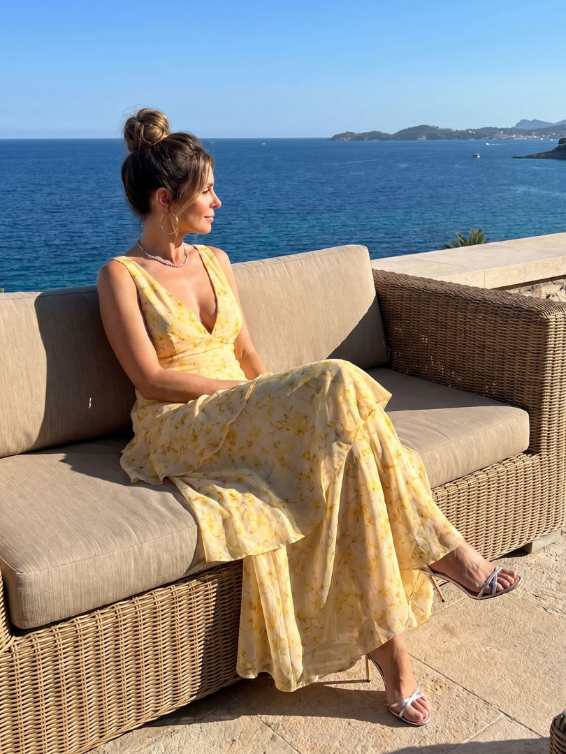 Gala | Robe midi sans manches à décolleté en V profond et motif peint