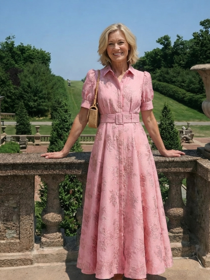 Xanthea | Robe maxi chemise à manches courtes et ceinture florale texturée