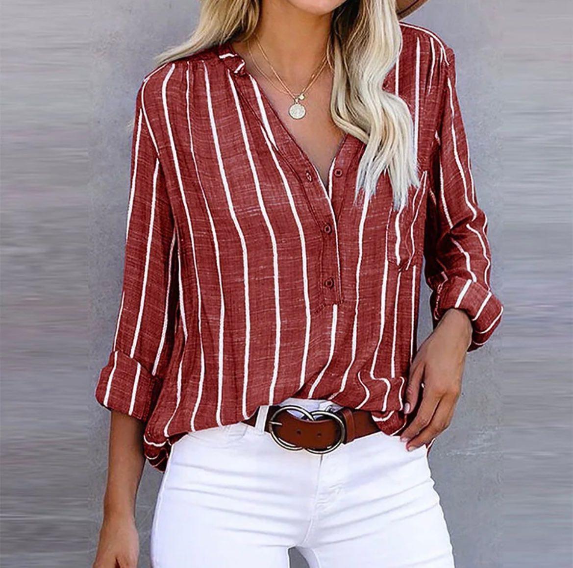 Lily – Elegant Fit Blouse