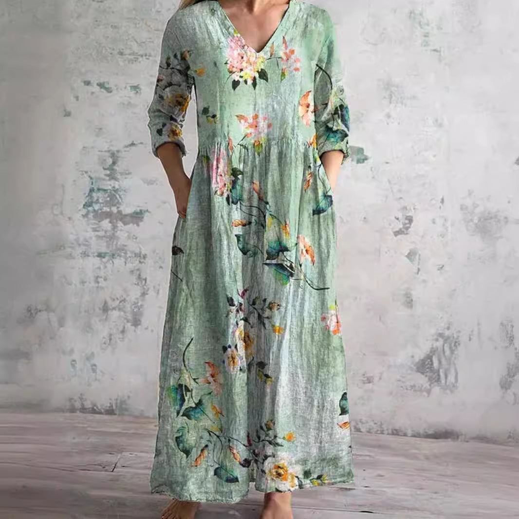 Barbara | Flowy Dress with V-Neck and Floral Pattern