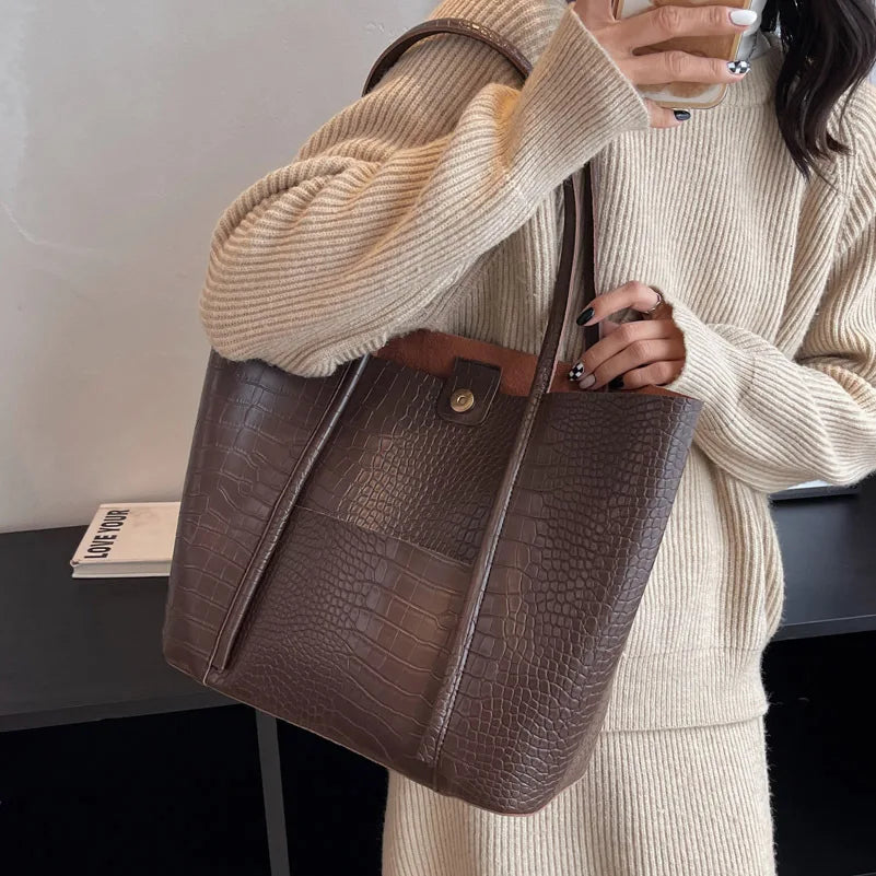 Betina | Croc Leather Shoulder Bag