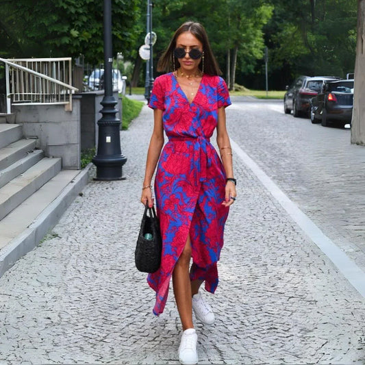 Fabiana | Elegant Dress with V-Neckline