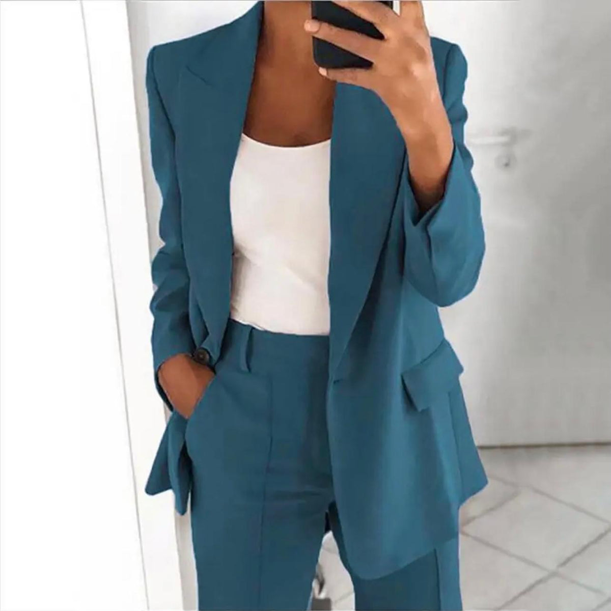 Alba | Chic Women's Suit
