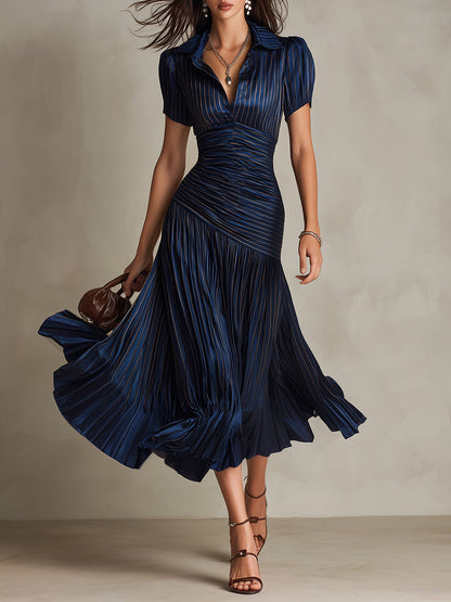 Adriana - Robe Midi en Satin Rayée Rétro