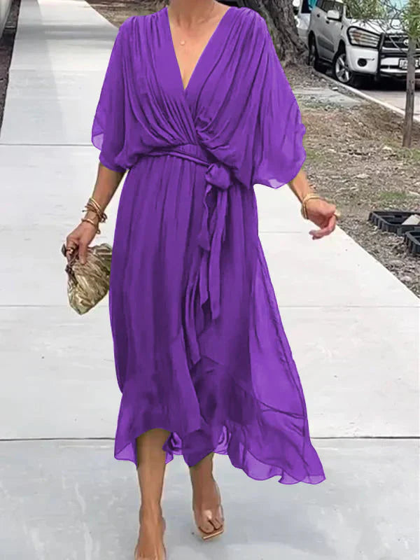 Avalon | Dress with V-Neckline